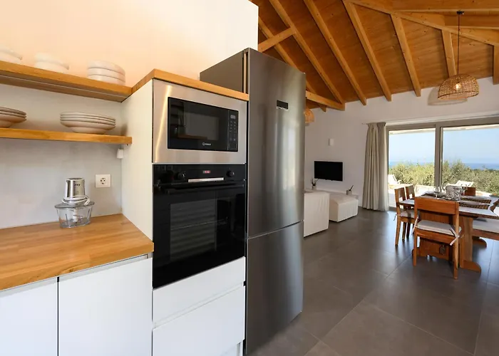 Porto Mongonisi Villa *