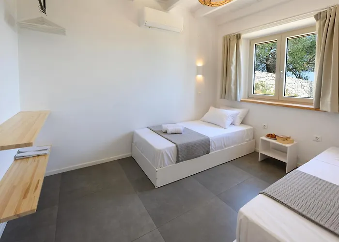 Porto Mongonisi Villa *